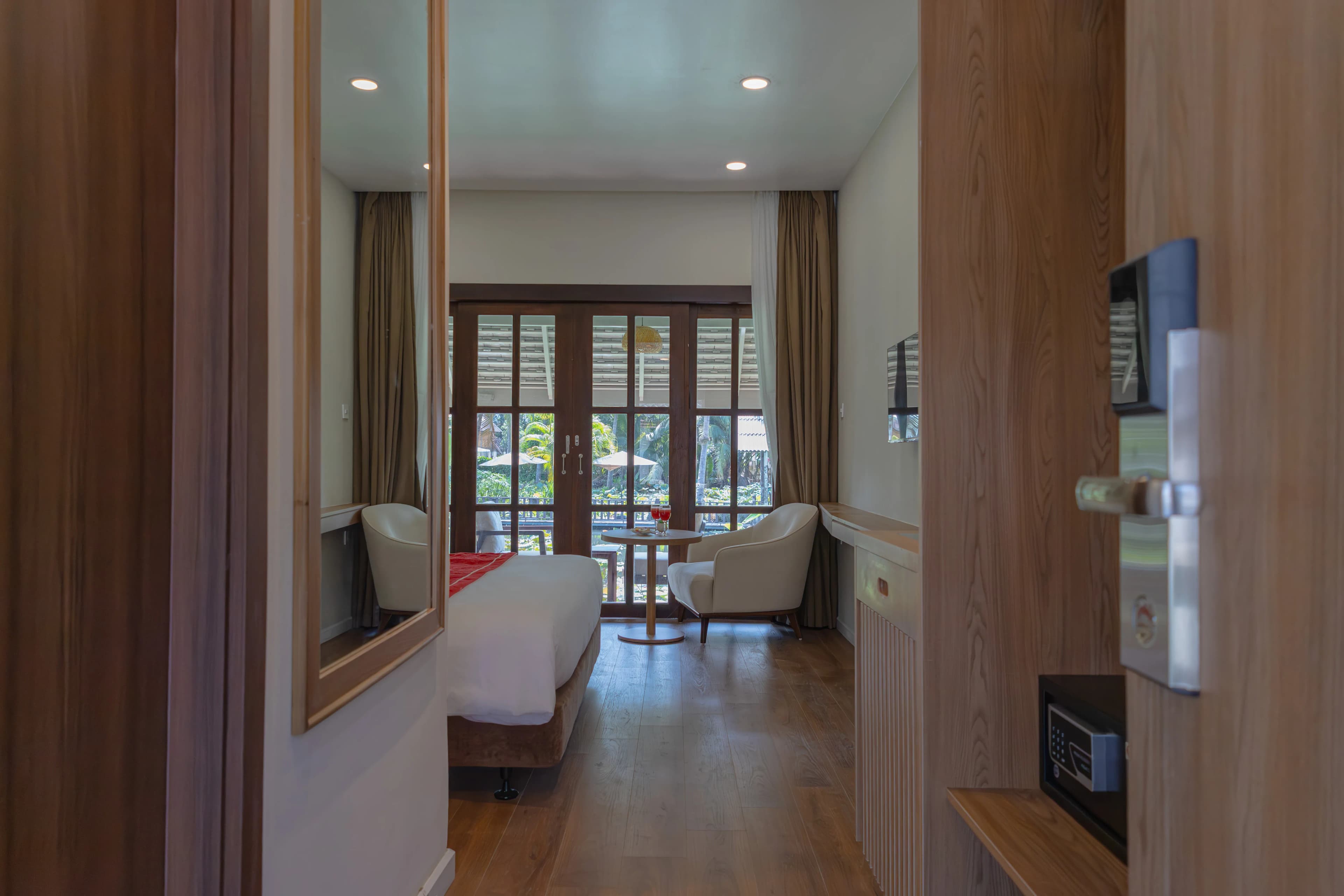 Executive Double With Lake View